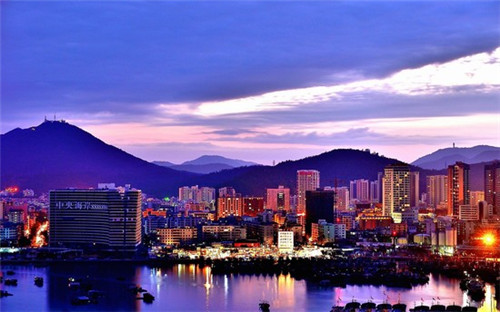 鲜尚轩斑鱼火锅加盟靠谱吗